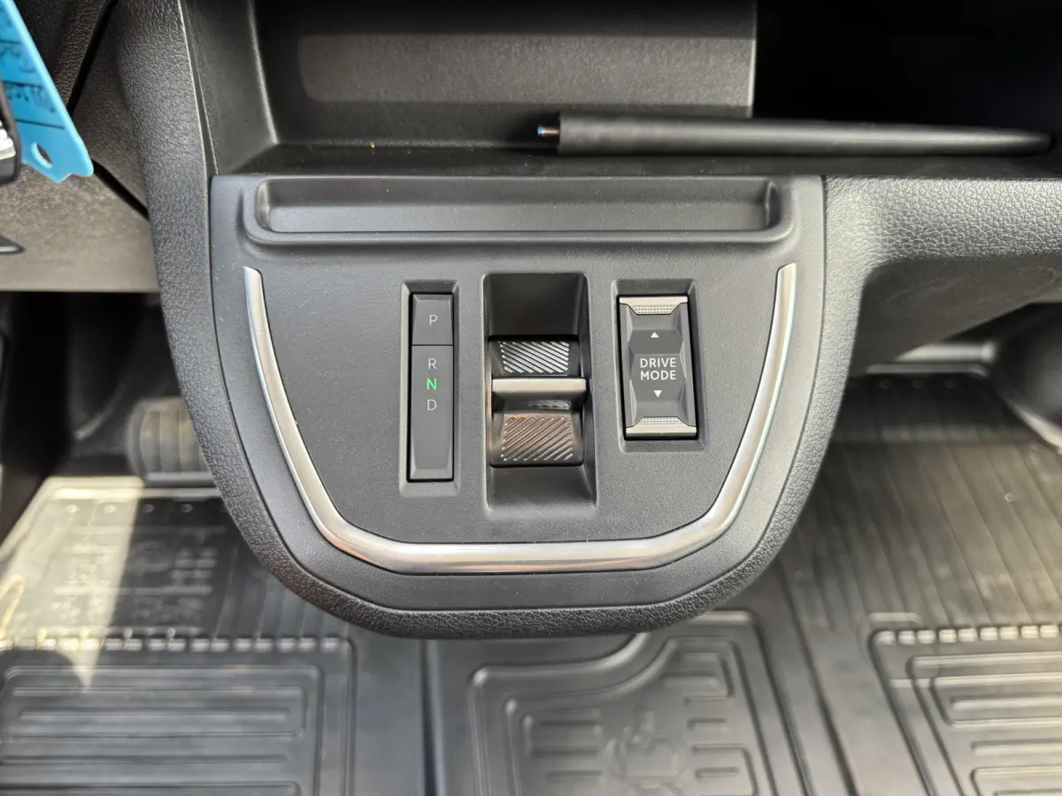 75kWh Nieuw! Elektrisch L1 348km WLTP Snelladen Climate Control Cruise Control Camera Parkeersensoren v+a