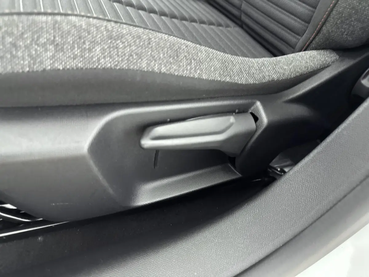1.2 75pk Active | Airco | Cruise control | Carplay |