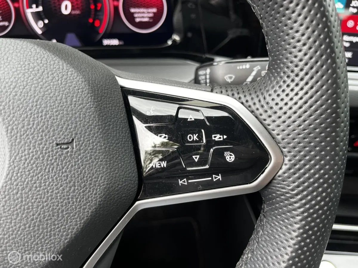 2.0 TSI GTI NAVI/CRUISE/CAMERA/PDC