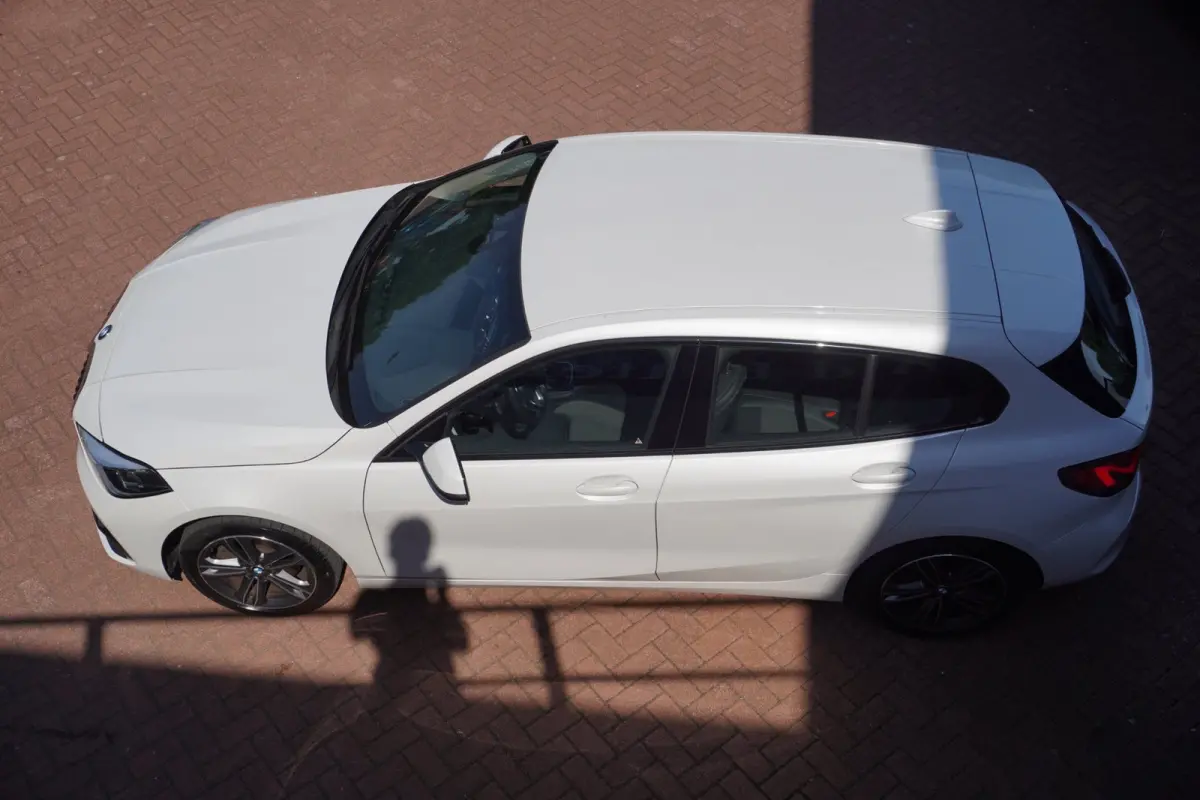118i Business Edition+Sportline+Led+leder+stoel-verw+Full-navigatie+Parel-White = NL=NIEUWSTAAT !!!