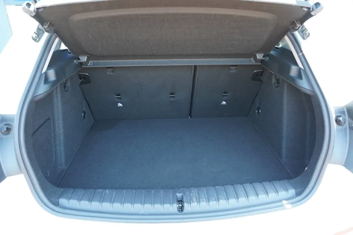 118i Business Edition+Sportline+Led+leder+stoel-verw+Full-navigatie+Parel-White = NL=NIEUWSTAAT !!!
