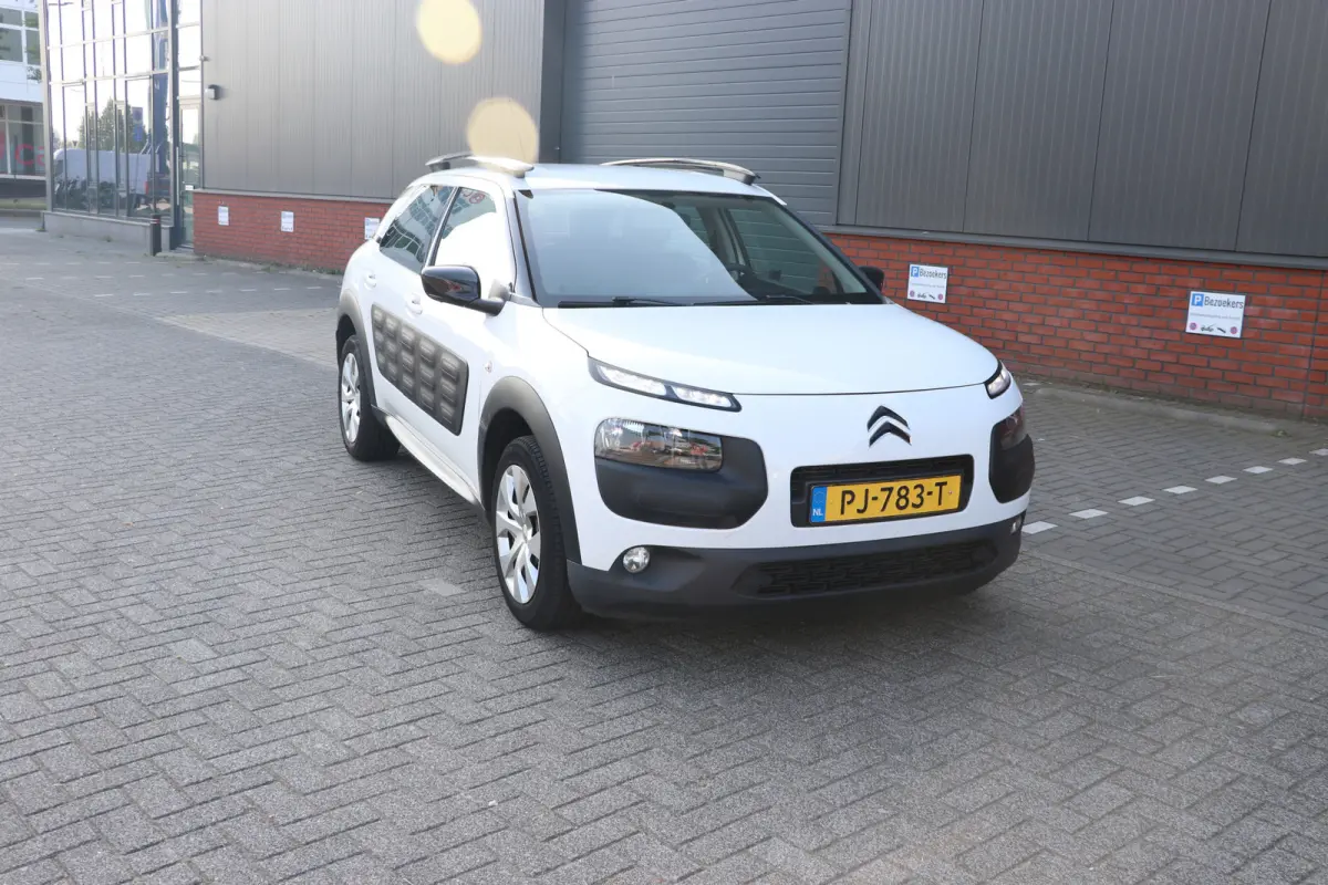 1.2 PureTech Feel CLIMA | NAVI |Dealer onderhouden |Distr nieuw 100000