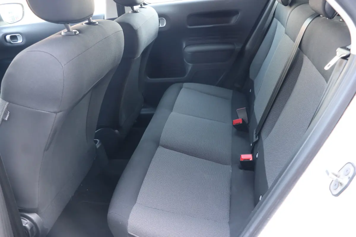 1.2 PureTech Feel CLIMA | NAVI |Dealer onderhouden |Distr nieuw 100000