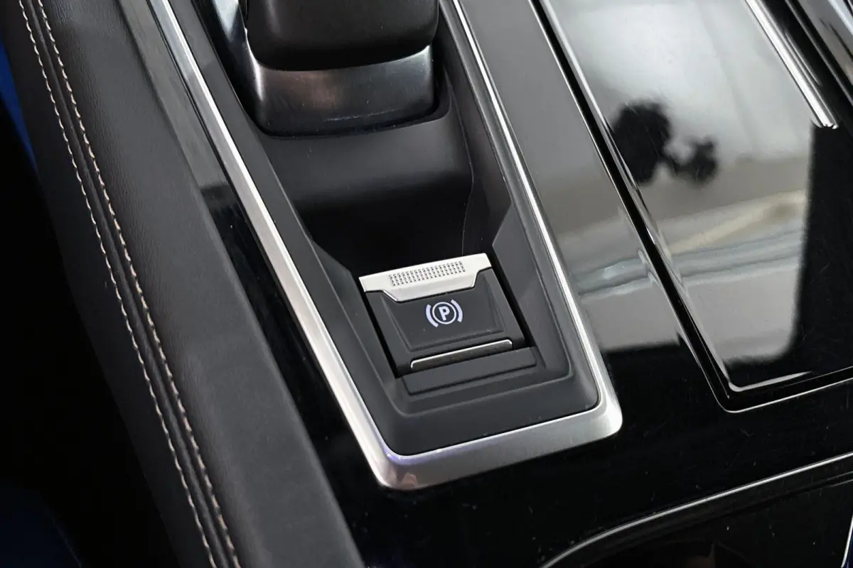 1.6 HYbrid GT Line 225 PK Stoelverwarming Keyless Achteruitrijcamera