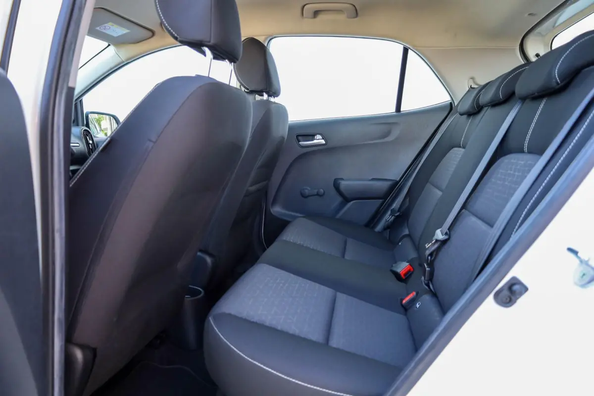 1.0 DPi 67pk ComfortLine 5p | Cruise Control | Bluetooth | DAB