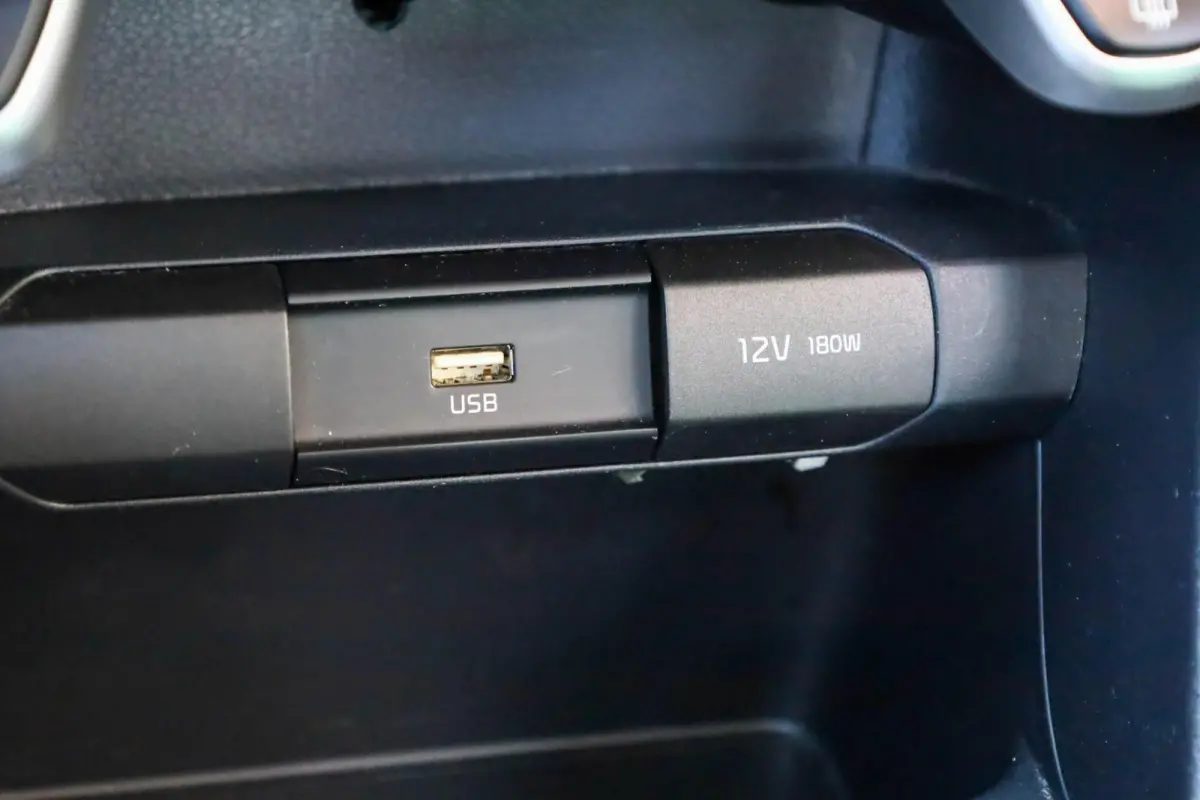 1.0 DPi 67pk ComfortLine 5p | Cruise Control | Bluetooth | DAB