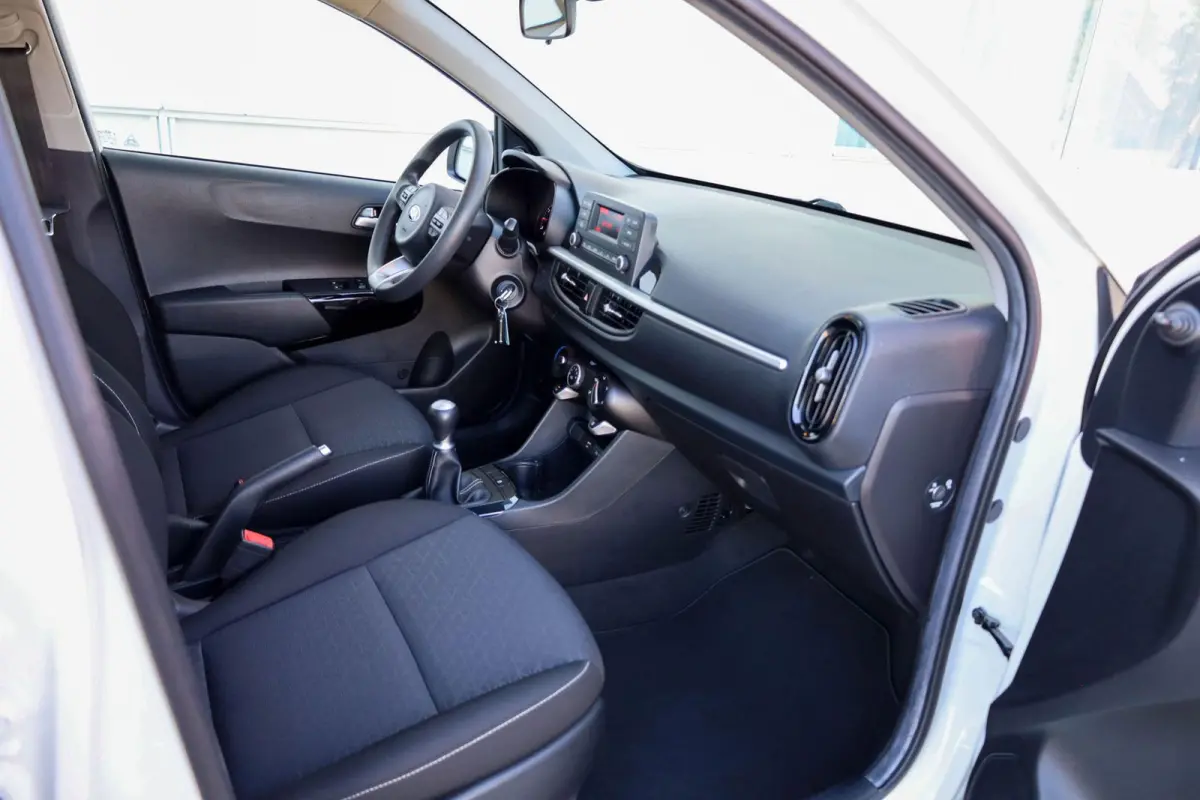 1.0 DPi 67pk ComfortLine 5p | Cruise Control | Bluetooth | DAB