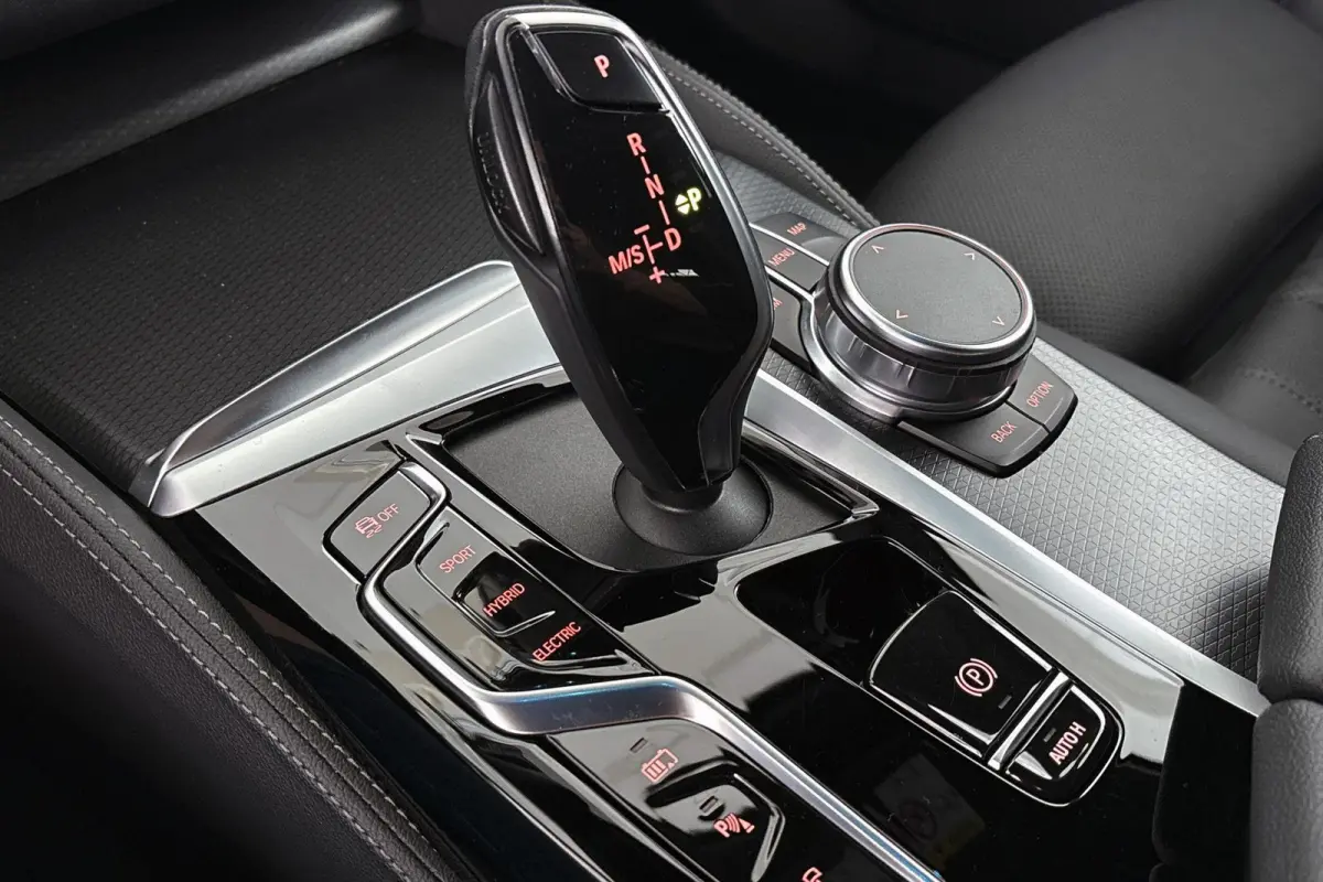 530e M Sport Trekhaak Adaptieve Cruise Control 360 Camera
