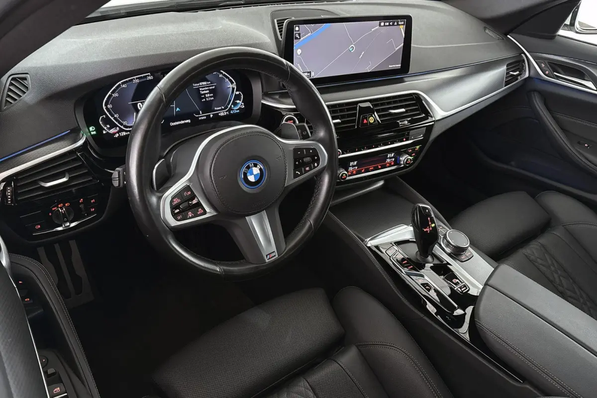 530e M Sport Trekhaak Adaptieve Cruise Control 360 Camera