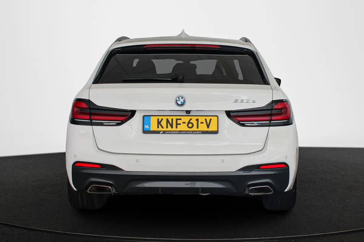 530e M Sport Trekhaak Adaptieve Cruise Control 360 Camera