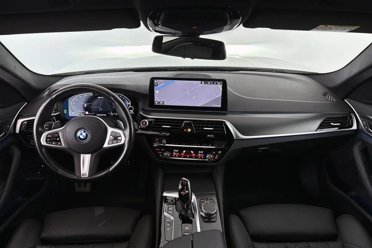 530e M Sport Trekhaak Adaptieve Cruise Control 360 Camera