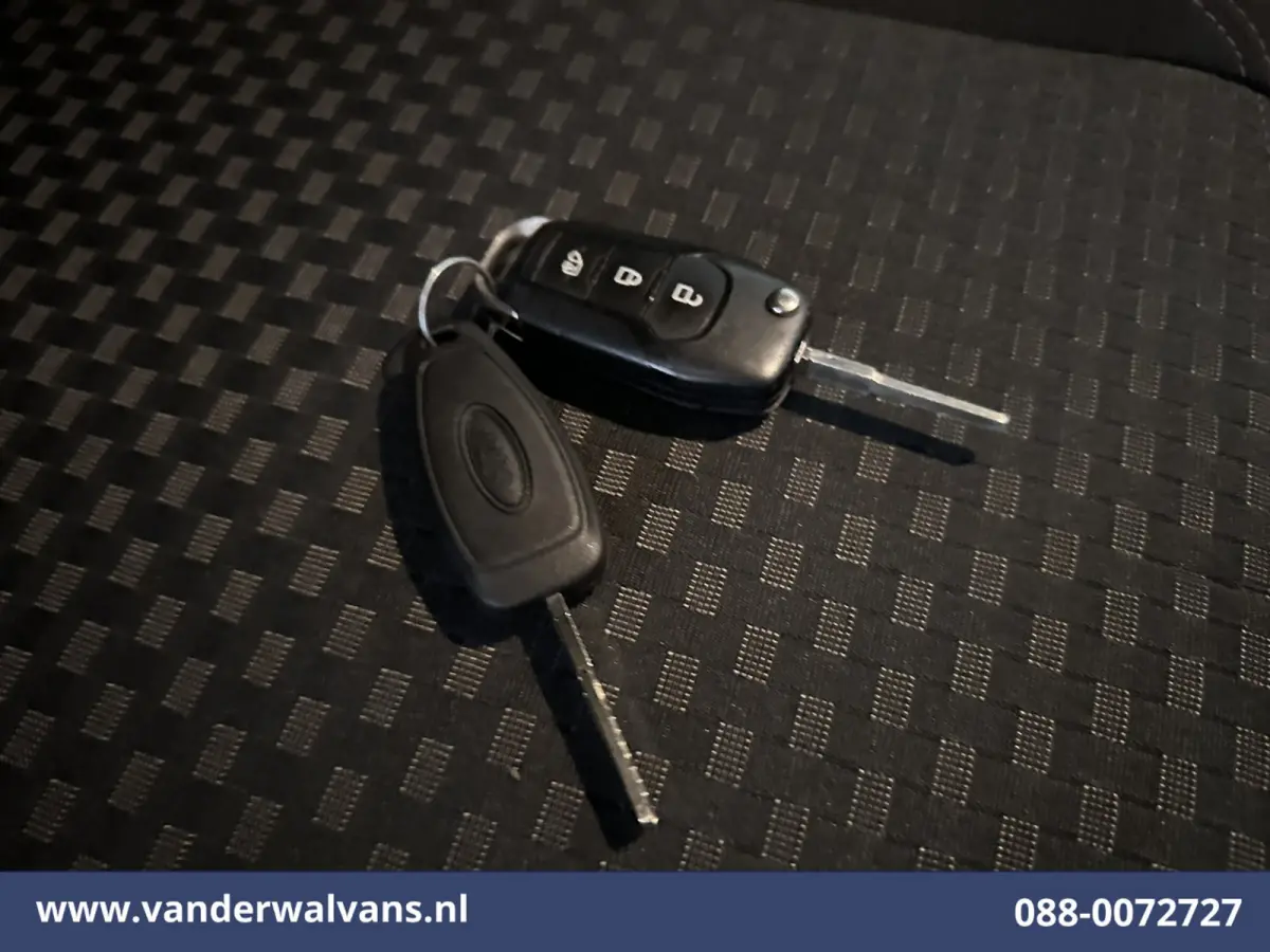 1.5 EcoBlue 100pk L2H1 Euro6 Airco | Camera | Navigatie | Apple Carplay | Android Auto Parkeersensoren, Verwarmde voorruit