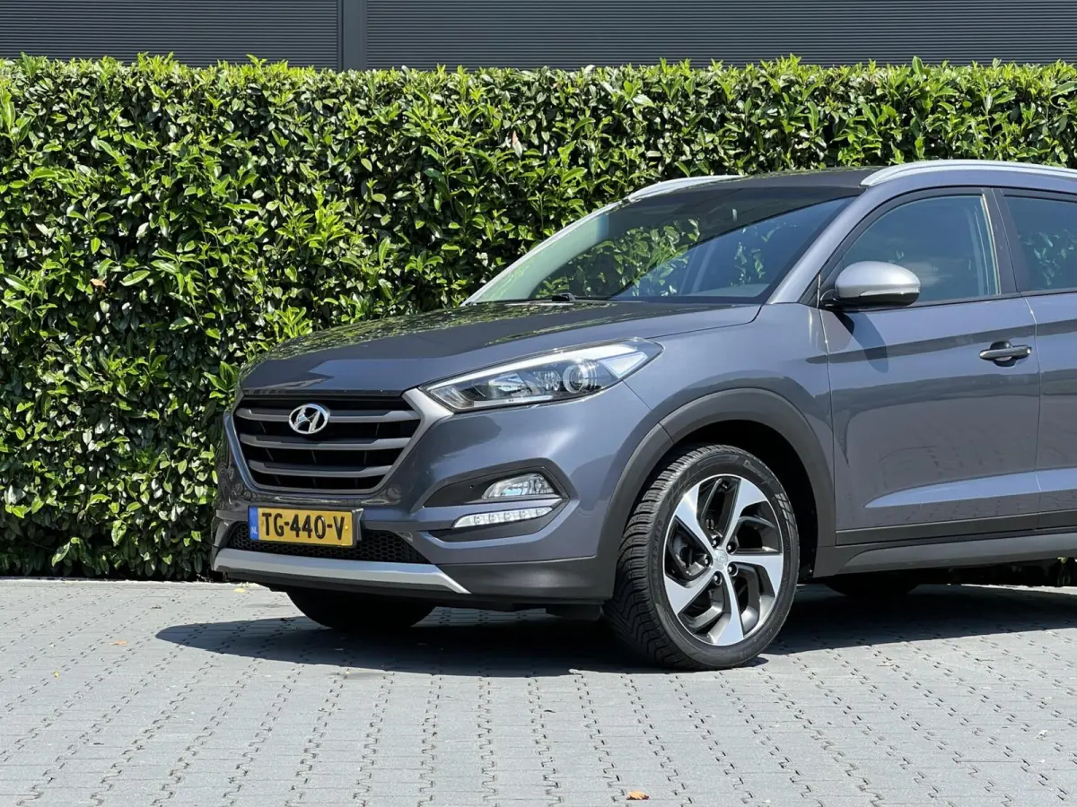 1.6 T-GDi, NAVIGATIE, CAMERA, CLIMATE CONTROL, CRUISE CONTROL, STOELVERWARMING, LED, LICHTMETAAL 19"