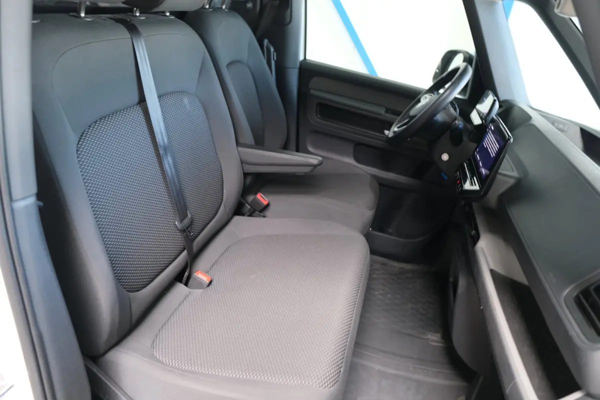 77 kWh SOH 94% - Airco, Cruise, Virtual display, 2x Schuifdeur, PDC, Navi, Trekhaak.