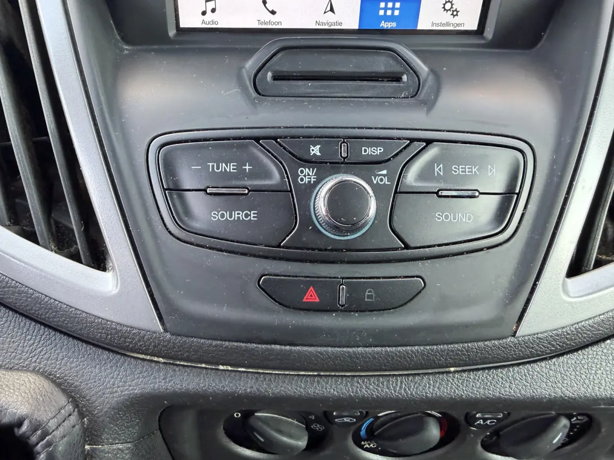 350 2.0 TDCI 130PK Euro 6L2H2 Trend CarPlay/cruise/trekhaak