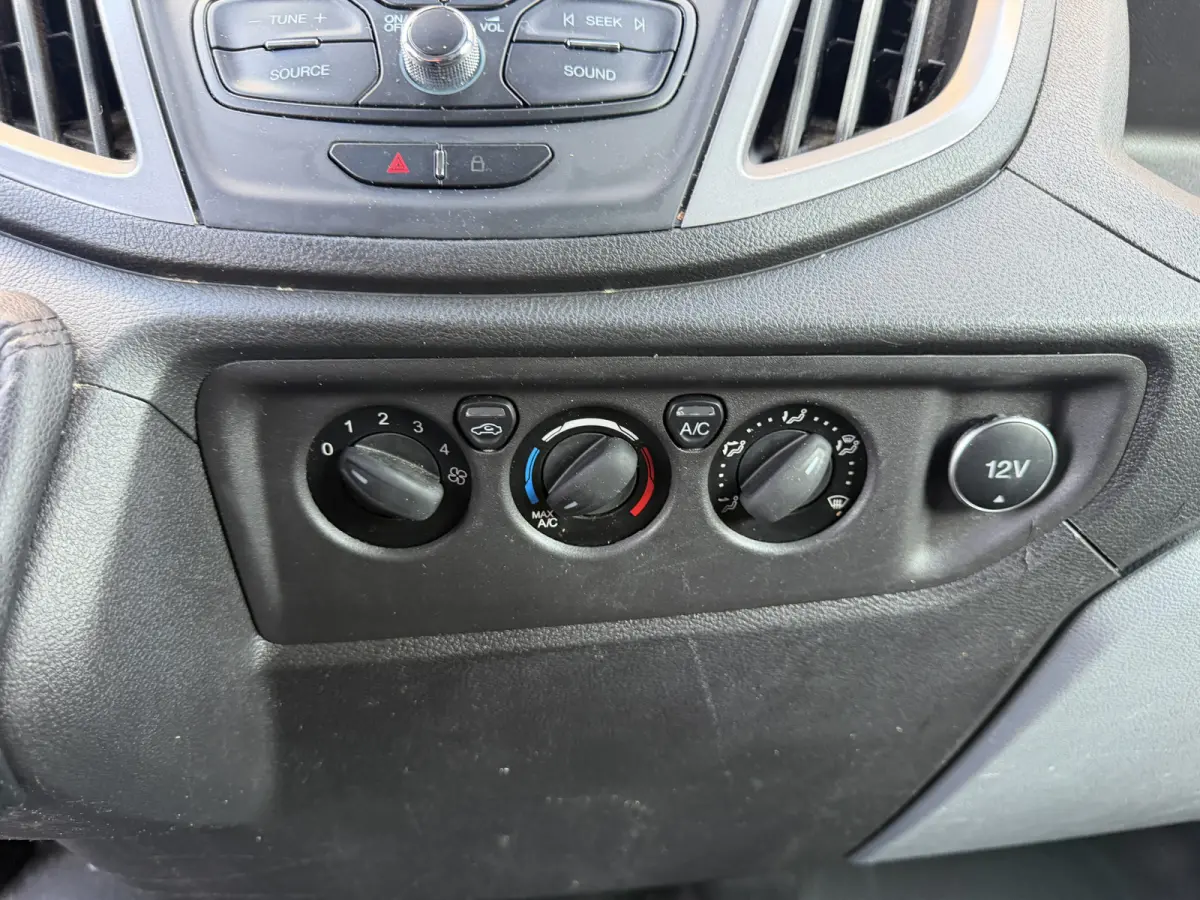 350 2.0 TDCI 130PK Euro 6L2H2 Trend CarPlay/cruise/trekhaak