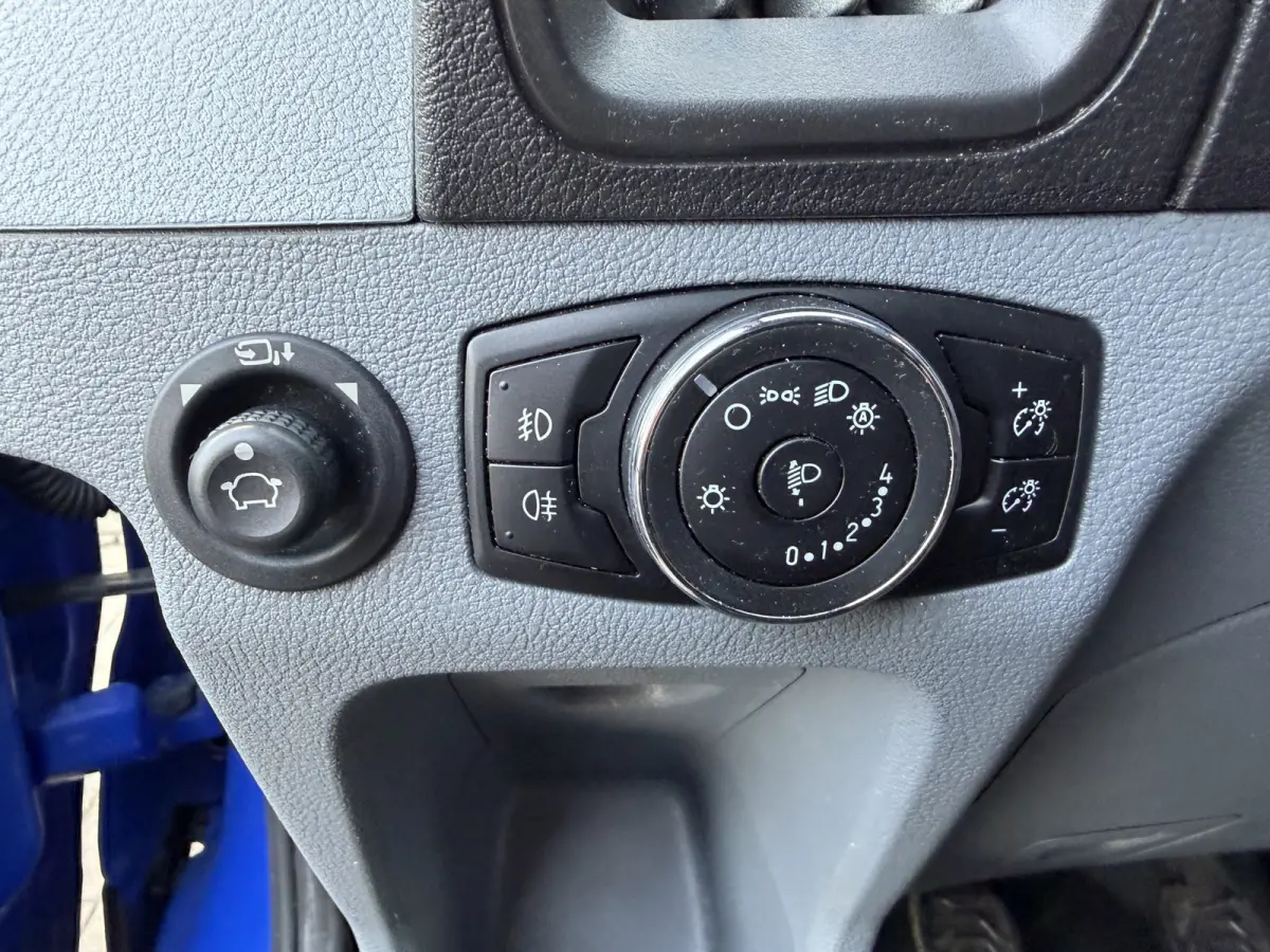 350 2.0 TDCI 130PK Euro 6L2H2 Trend CarPlay/cruise/trekhaak