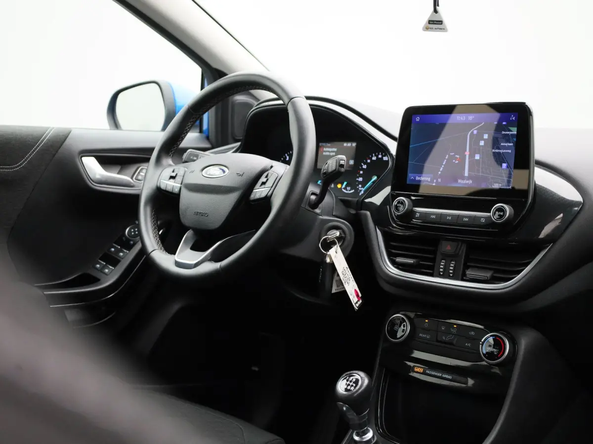 1.0 EcoBoost Titanium | LED | Airco | LMV | Cruise Control | Navi | Apple Carplay/Android Auto |