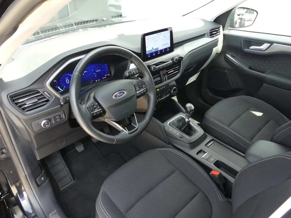 1.5 EcoBoost Titanium | TREKHAAK | CAMERA | PARKEERSENSOREN V+A | APPLE CARPLAY / ANDROID AUTO | NAVI | LMV 17" |