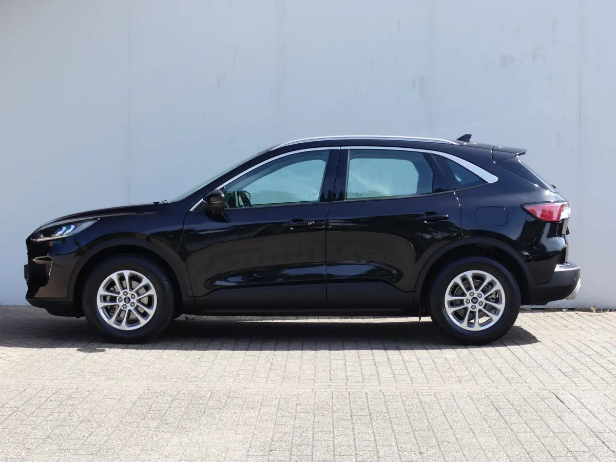 1.5 EcoBoost Titanium | TREKHAAK | CAMERA | PARKEERSENSOREN V+A | APPLE CARPLAY / ANDROID AUTO | NAVI | LMV 17" |