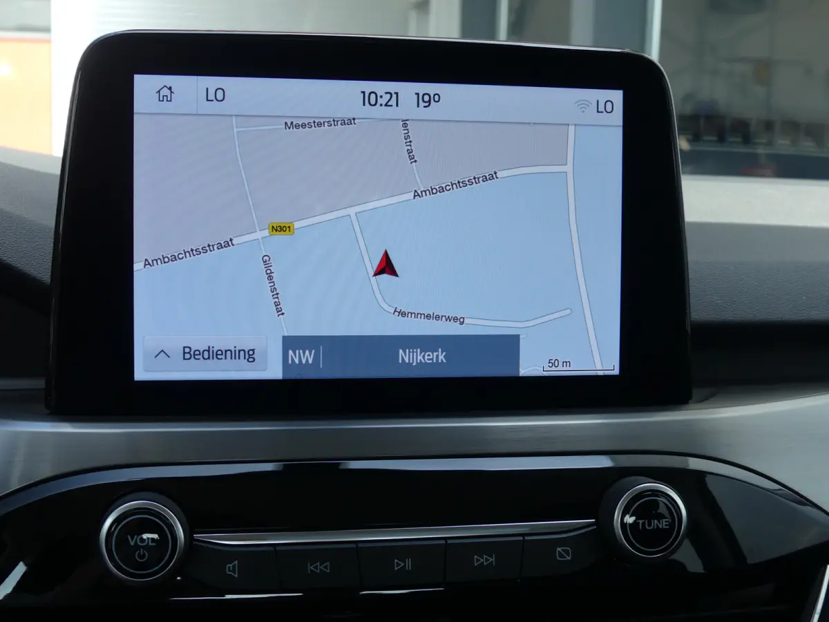 1.5 EcoBoost Titanium | TREKHAAK | CAMERA | PARKEERSENSOREN V+A | APPLE CARPLAY / ANDROID AUTO | NAVI | LMV 17" |