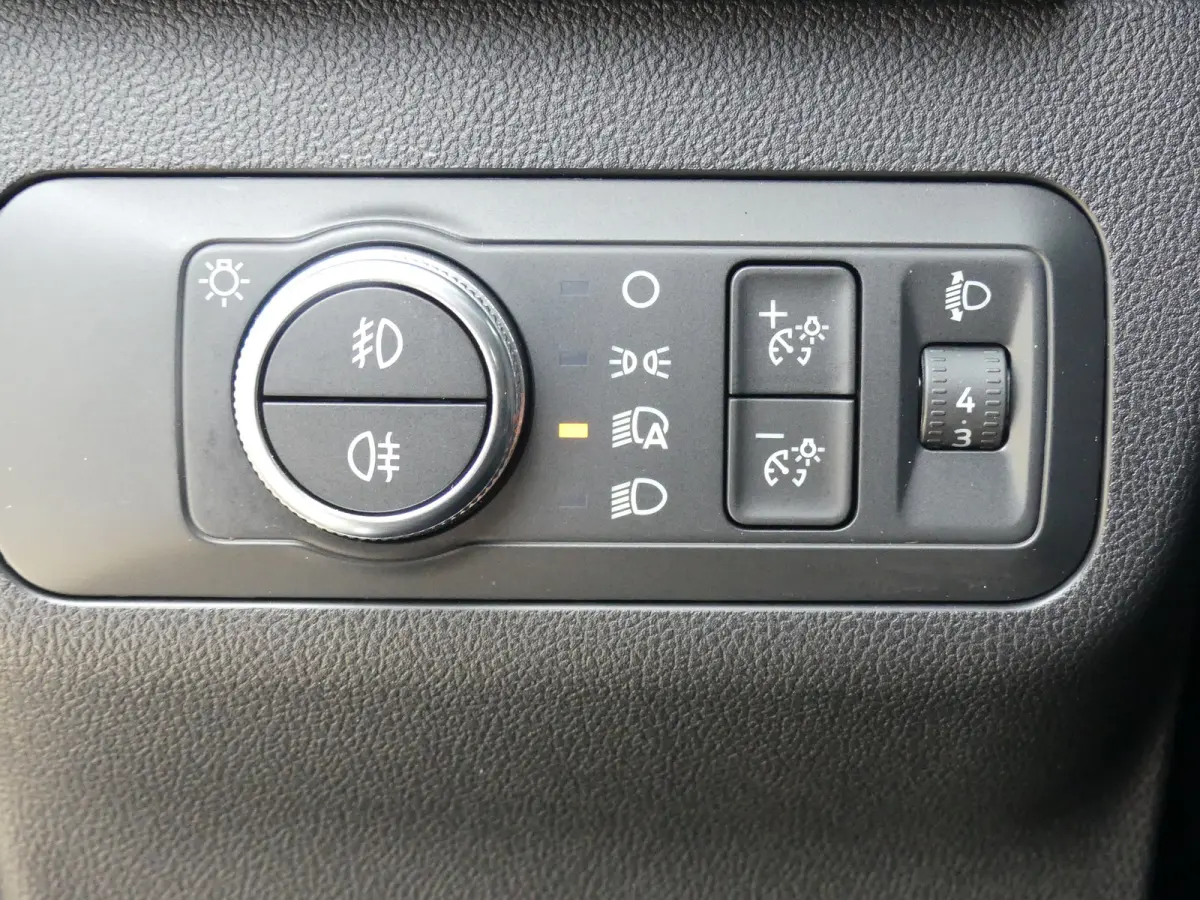 1.5 EcoBoost Titanium | TREKHAAK | CAMERA | PARKEERSENSOREN V+A | APPLE CARPLAY / ANDROID AUTO | NAVI | LMV 17" |