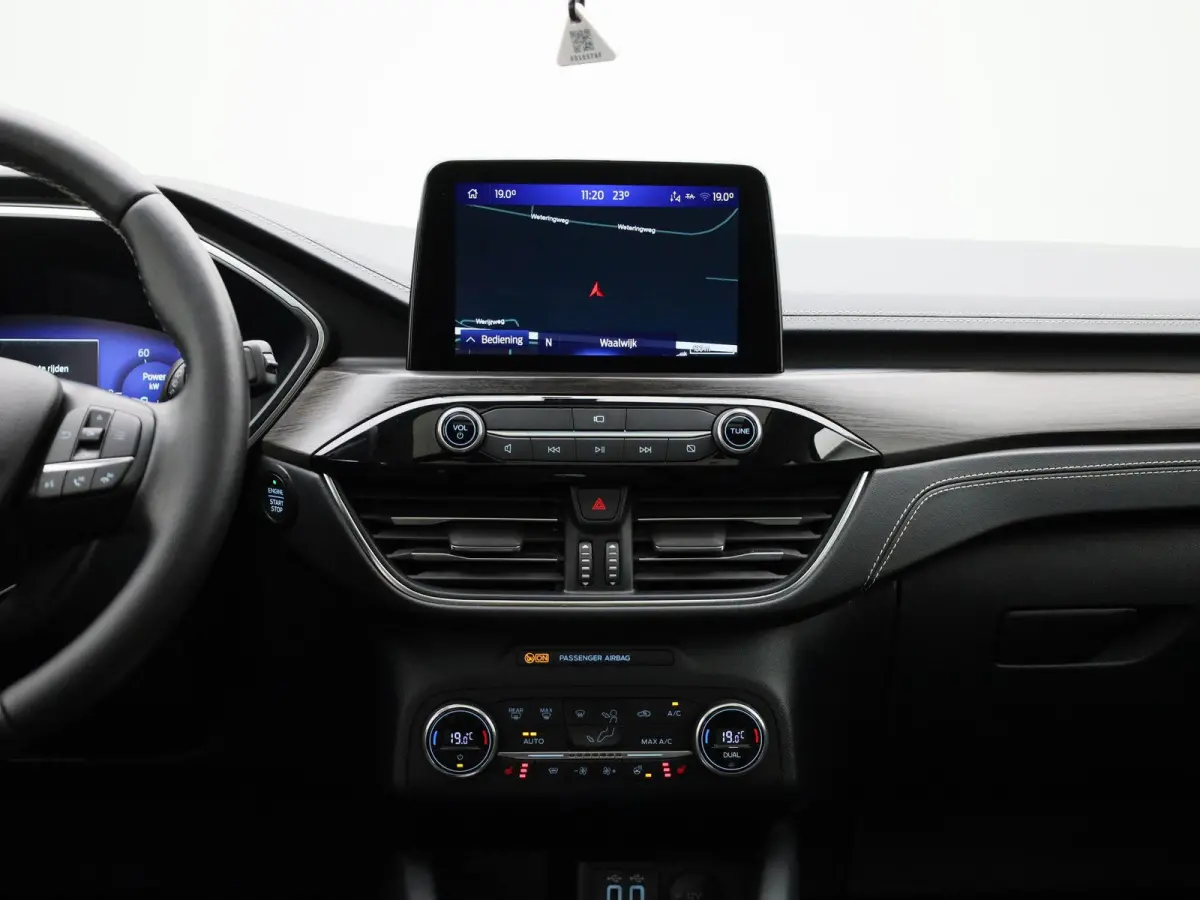 2.5 PHEV Vignale Aut. | Panoramadak | B&O soundsystem | Winterpack | Leder | Camera | Apple carplay | Elek. stoelen + memory
