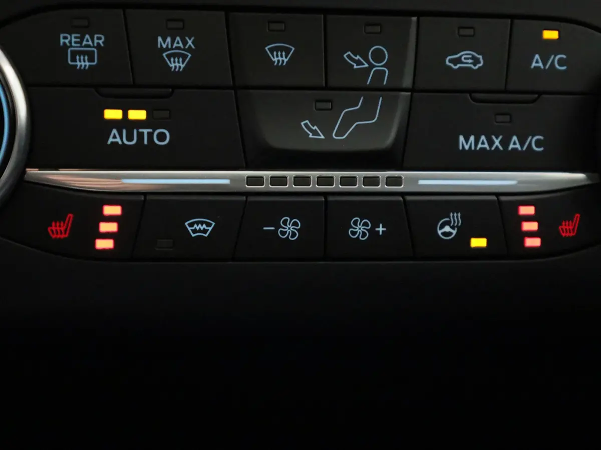 2.5 PHEV Vignale Aut. | Panoramadak | B&O soundsystem | Winterpack | Leder | Camera | Apple carplay | Elek. stoelen + memory