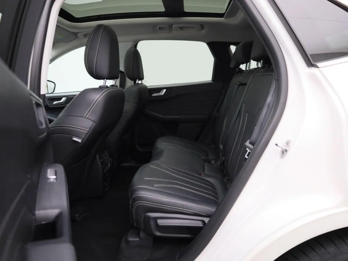2.5 PHEV Vignale Aut. | Panoramadak | B&O soundsystem | Winterpack | Leder | Camera | Apple carplay | Elek. stoelen + memory
