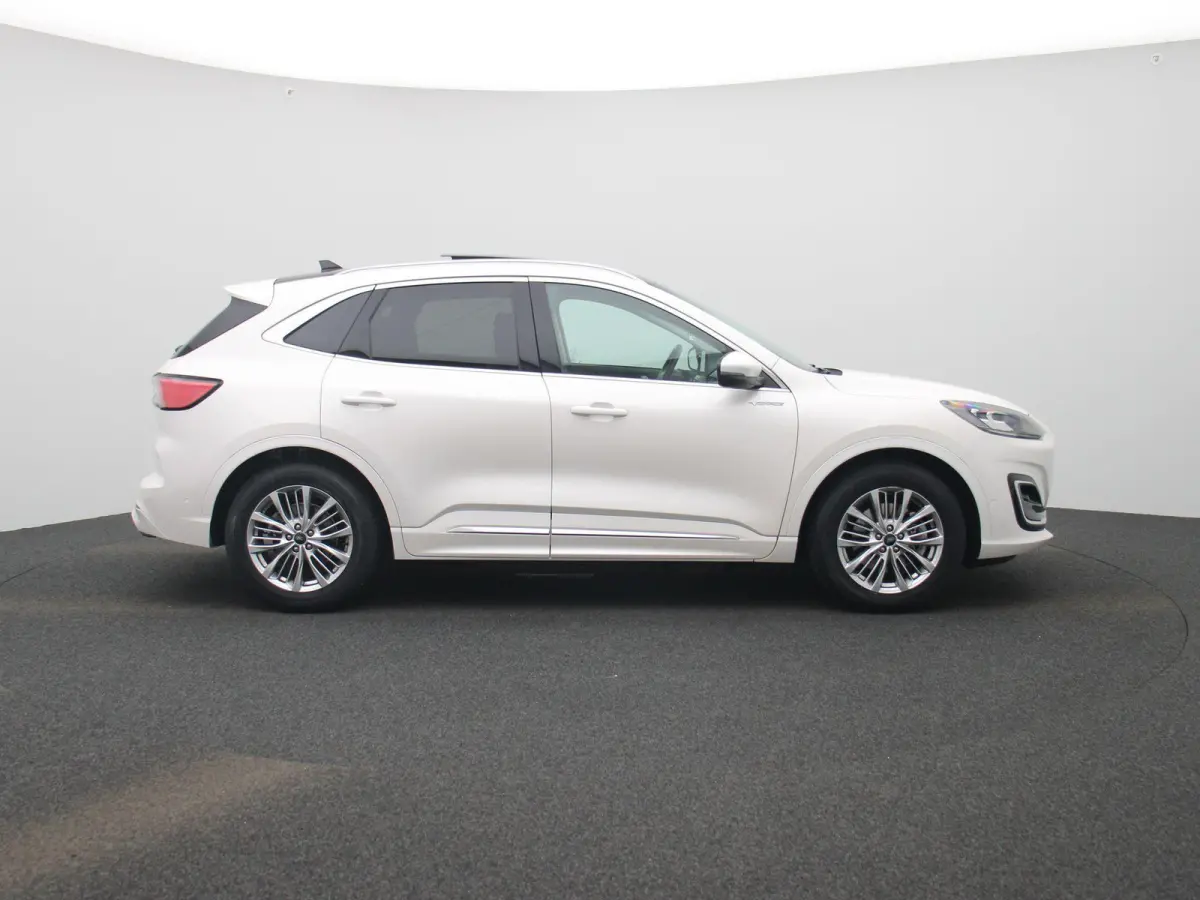 2.5 PHEV Vignale Aut. | Panoramadak | B&O soundsystem | Winterpack | Leder | Camera | Apple carplay | Elek. stoelen + memory