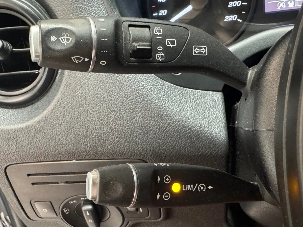 110 CDI Lang AIRCO-BT/RADIO-CRUISE-NAP-NL-auto