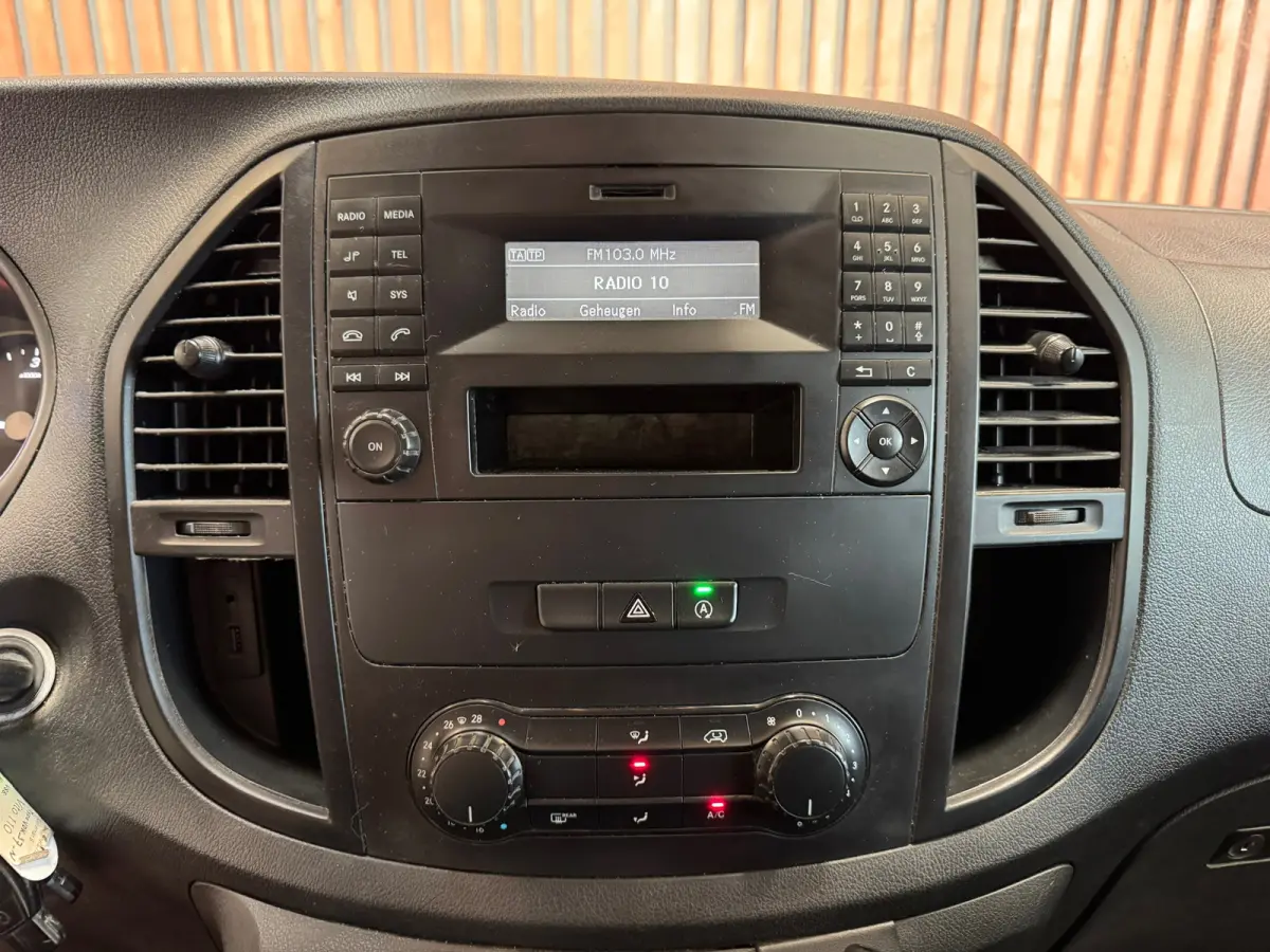 110 CDI Lang AIRCO-BT/RADIO-CRUISE-NAP-NL-auto