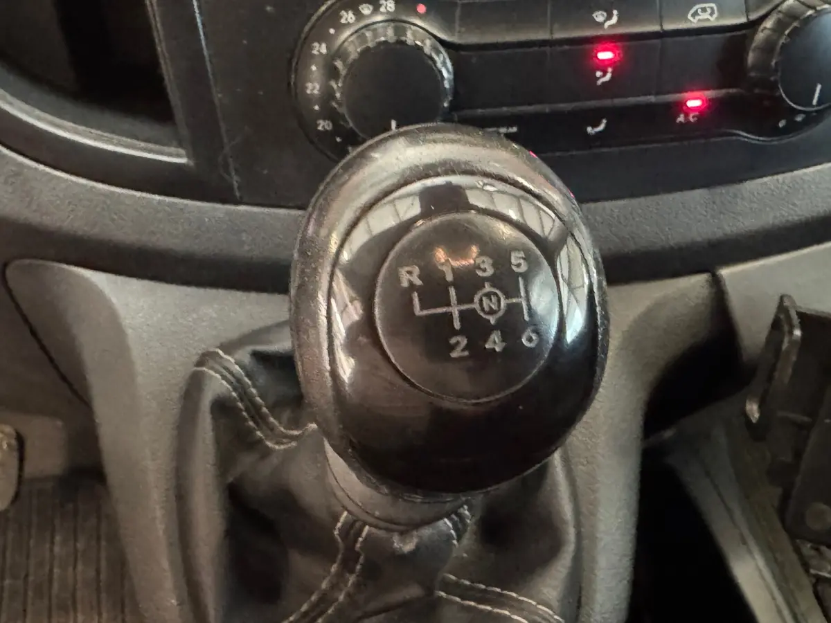 110 CDI Lang AIRCO-BT/RADIO-CRUISE-NAP-NL-auto