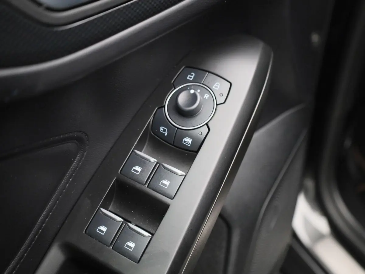 1.0 EcoBoost Hybrid ST Line X Aut. | Trekhaak | Camera | Navigatie | Cruise