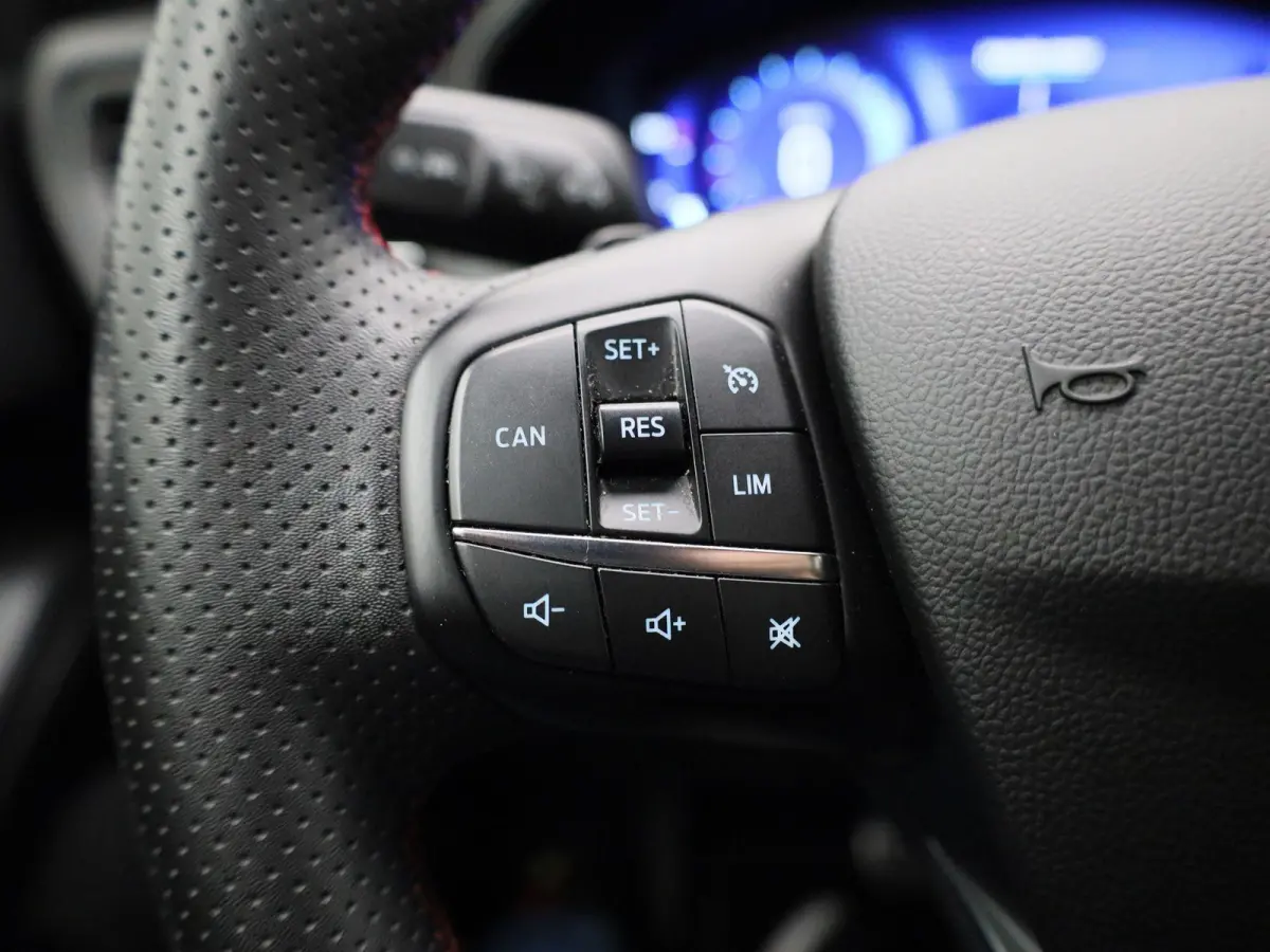 1.0 EcoBoost Hybrid ST Line X Aut. | Trekhaak | Camera | Navigatie | Cruise