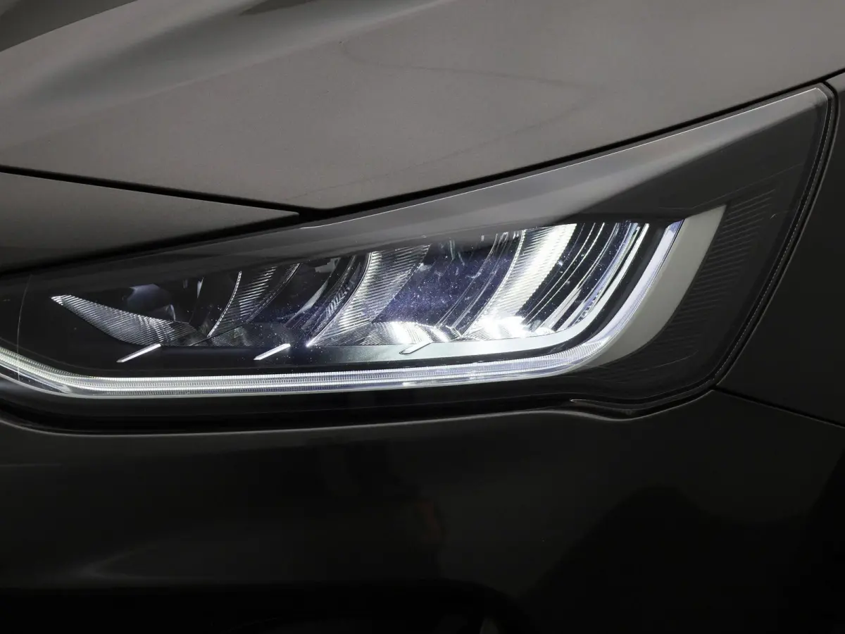 1.0 EcoBoost Hybrid ST Line X Aut. | Trekhaak | Camera | Navigatie | Cruise