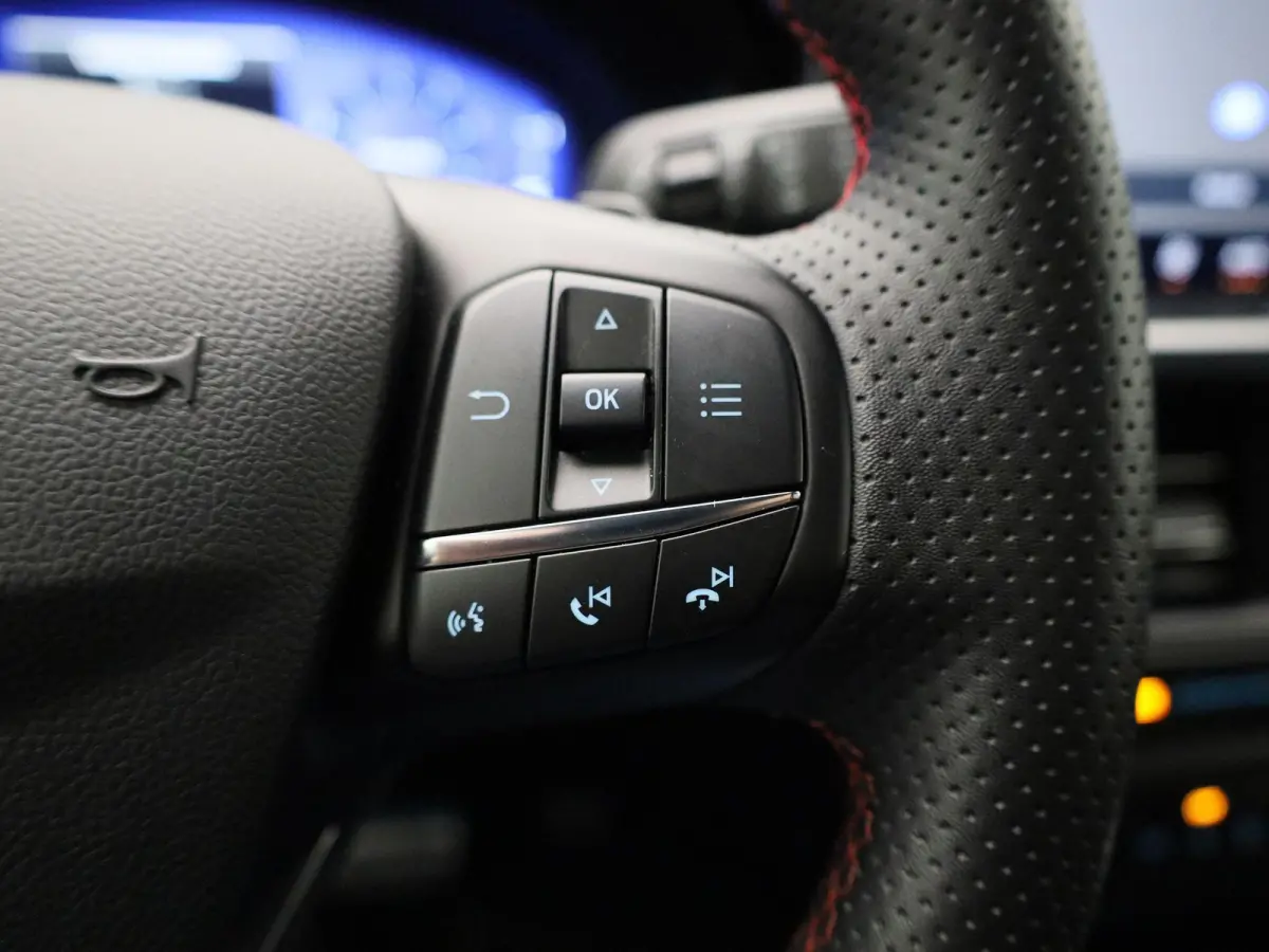 1.0 EcoBoost Hybrid ST Line X Aut. | Trekhaak | Camera | Navigatie | Cruise