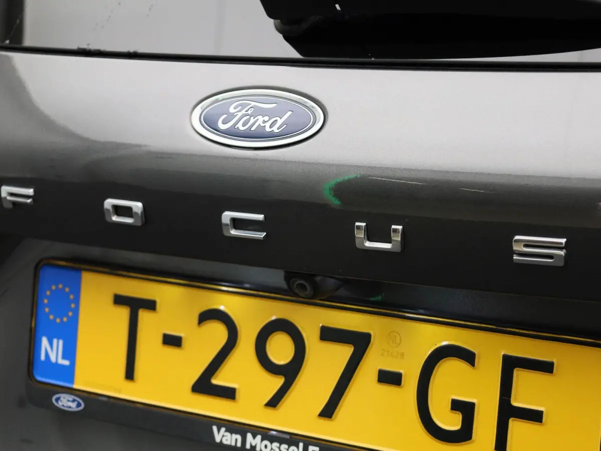 1.0 EcoBoost Hybrid ST Line X Aut. | Trekhaak | Camera | Navigatie | Cruise