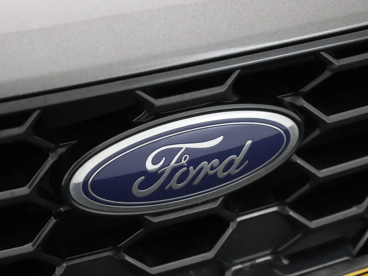 1.0 EcoBoost Hybrid ST Line X Aut. | Trekhaak | Camera | Navigatie | Cruise