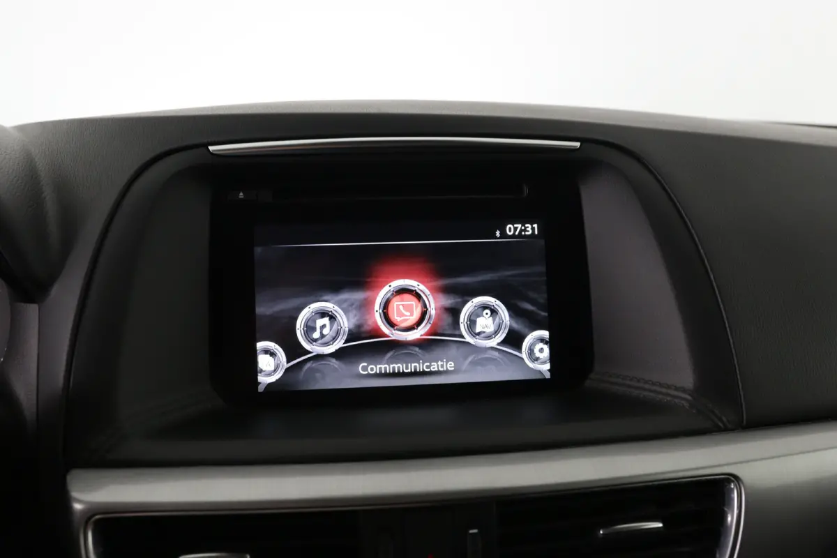 2.0 SkyActiv-G 165 GT-M Line 2WD | 1e Eigenaar | Trekhaak afn. | Elektr Stoel + Mem | Bose | Leder | Camera | Keyless | BLIS | 19 inch | Climate Control