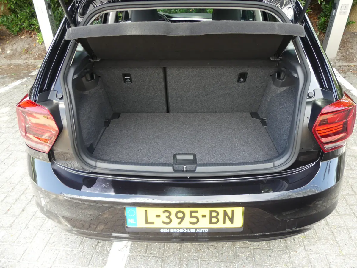 1.0 TSI Highline | ADAPTIVE CRUISE | STOELVERWARMING | APPLE CARPLAY / ANDROID AUTO | NAVI | LMV 16" |