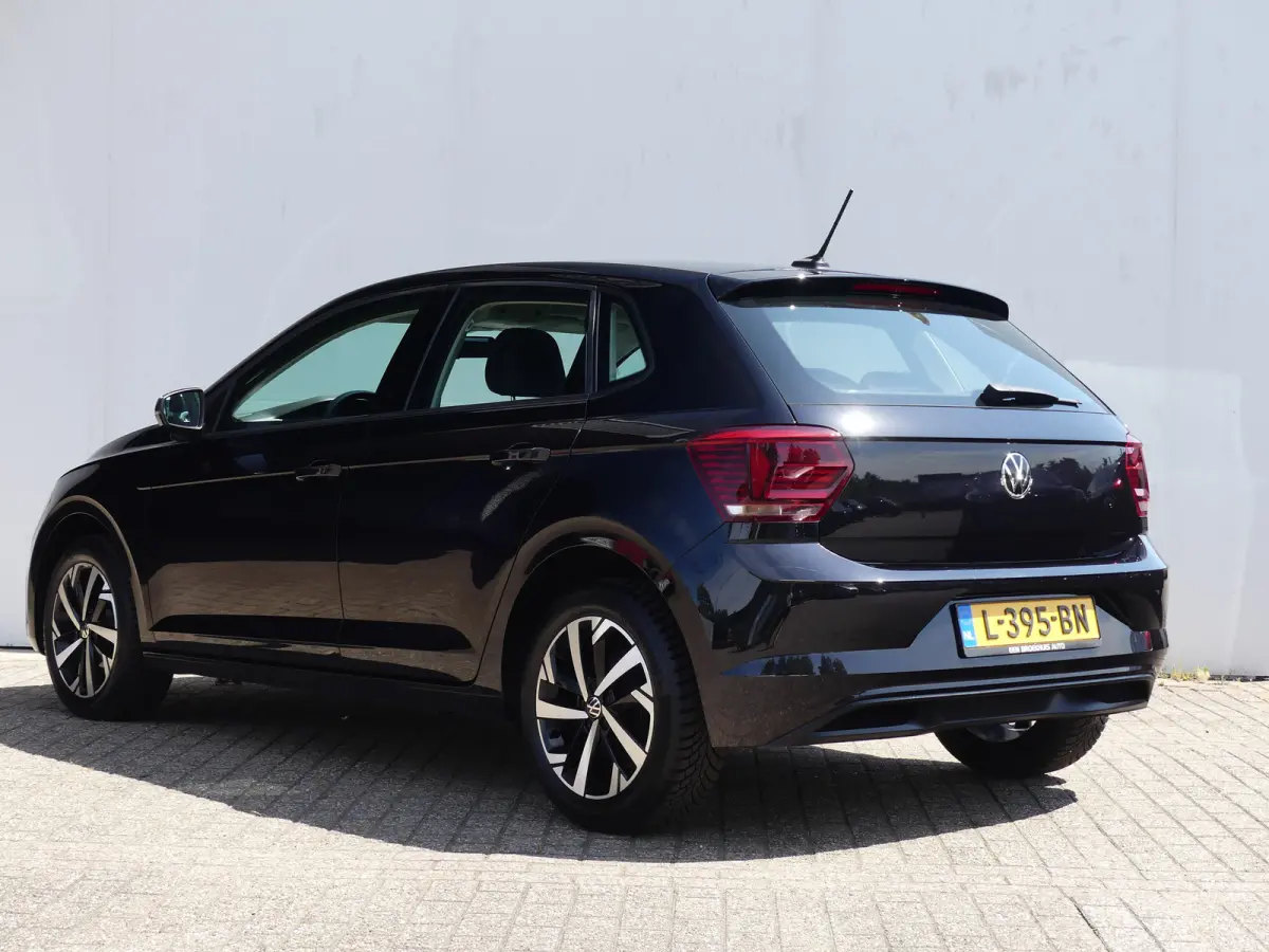 1.0 TSI Highline | ADAPTIVE CRUISE | STOELVERWARMING | APPLE CARPLAY / ANDROID AUTO | NAVI | LMV 16" |