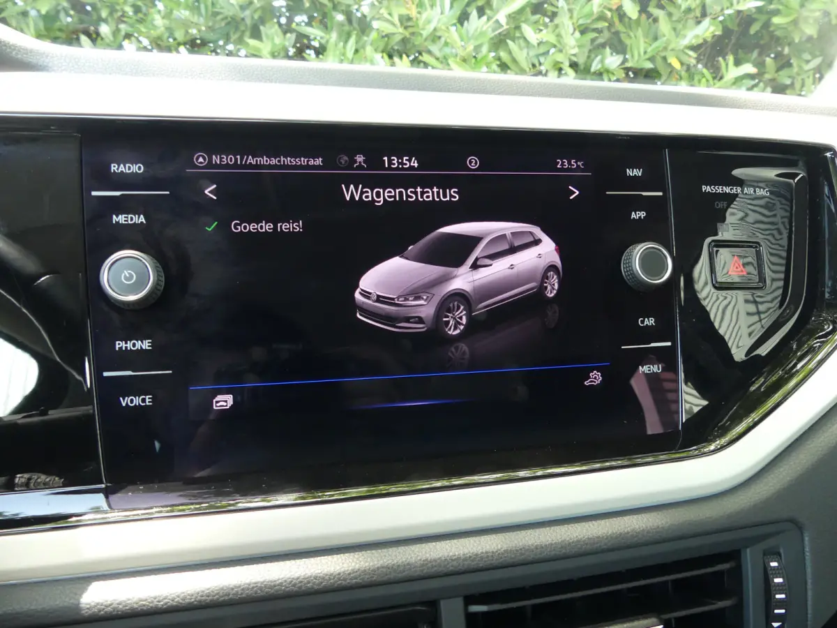 1.0 TSI Highline | ADAPTIVE CRUISE | STOELVERWARMING | APPLE CARPLAY / ANDROID AUTO | NAVI | LMV 16" |