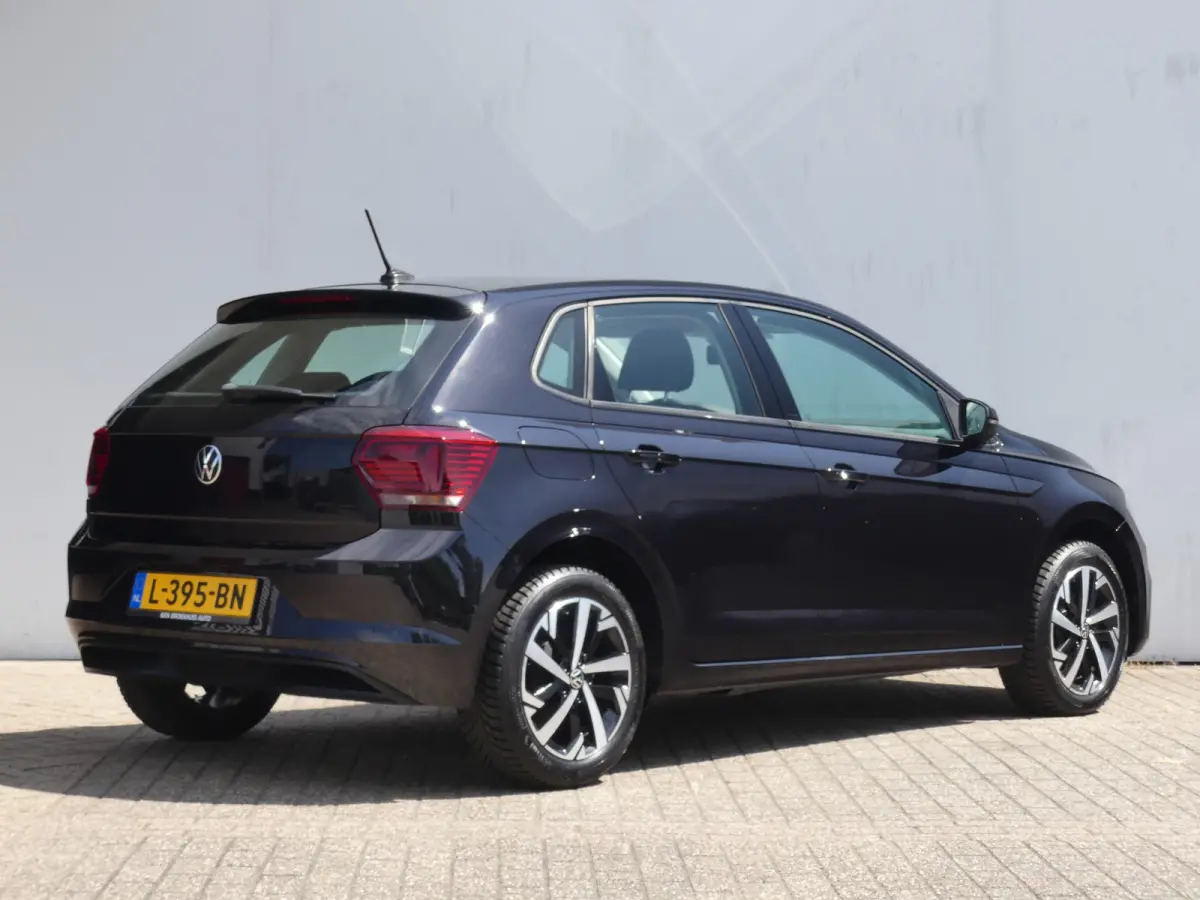 1.0 TSI Highline | ADAPTIVE CRUISE | STOELVERWARMING | APPLE CARPLAY / ANDROID AUTO | NAVI | LMV 16" |