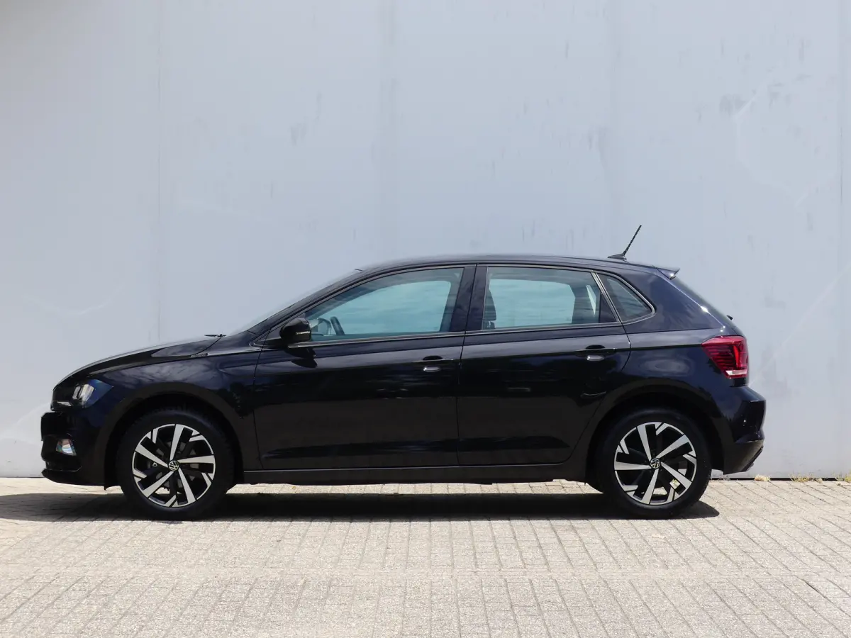 1.0 TSI Highline | ADAPTIVE CRUISE | STOELVERWARMING | APPLE CARPLAY / ANDROID AUTO | NAVI | LMV 16" |