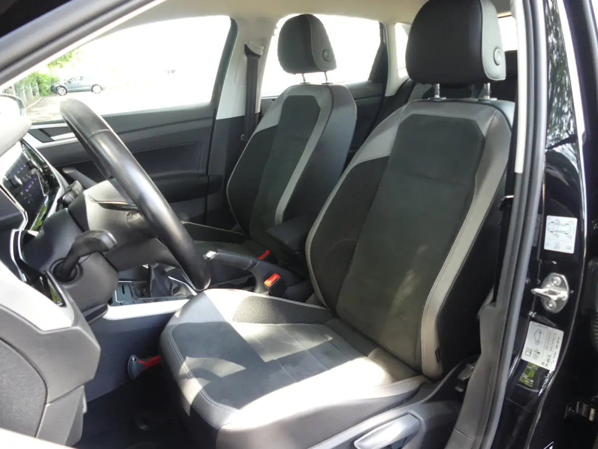 1.0 TSI Highline | ADAPTIVE CRUISE | STOELVERWARMING | APPLE CARPLAY / ANDROID AUTO | NAVI | LMV 16" |