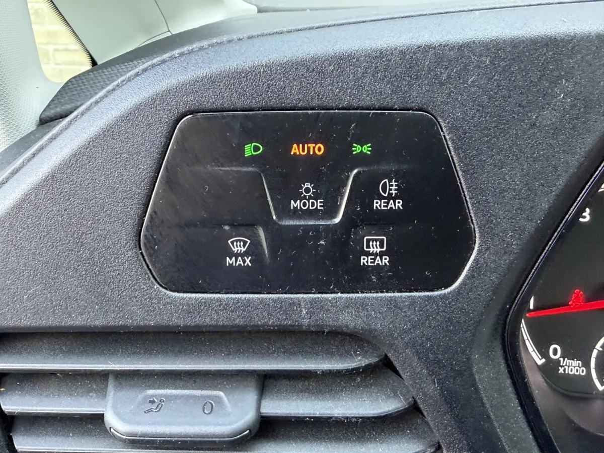 1.5 TSI Comfort CarPlay/cruise Control/navi