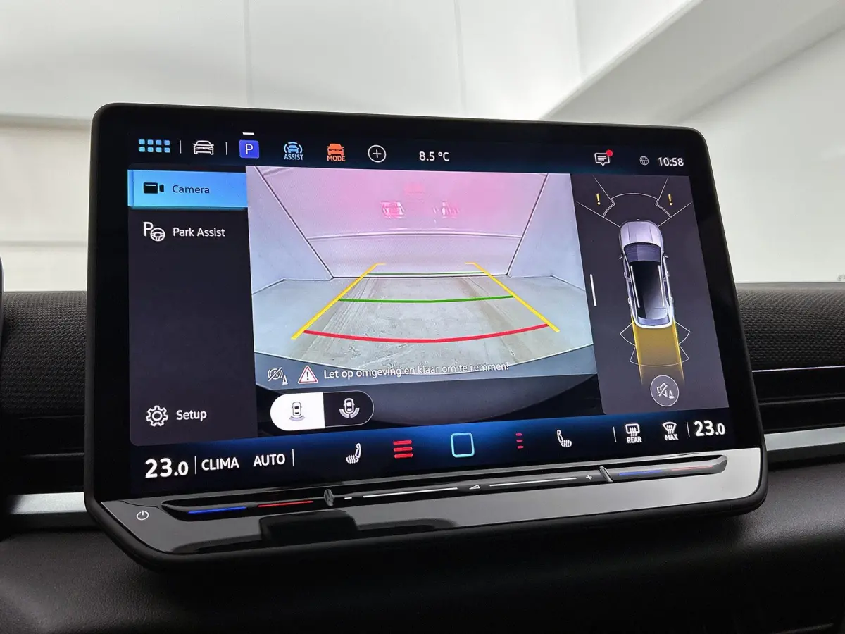 1.5 eTsi Style First Edition 116 PK Automaat | Panoramaschuif-kanteldak | Black style | Navigatie | Apple Carplay draadloos | Android Auto draadloos | IQ Lights | Camera | Ruiten getint | 18