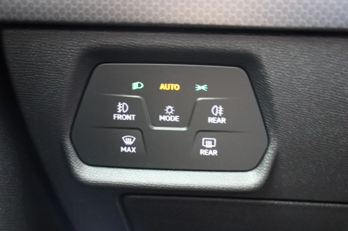 1.0 TSI Style Business Intense - Digitaal Cockpit, Carplay, Camera