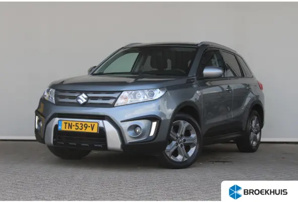 1.6 Exclusive | Afneembare trekhaak | Climate control | Achteruitrijcamera | Stoelverwarming voor |